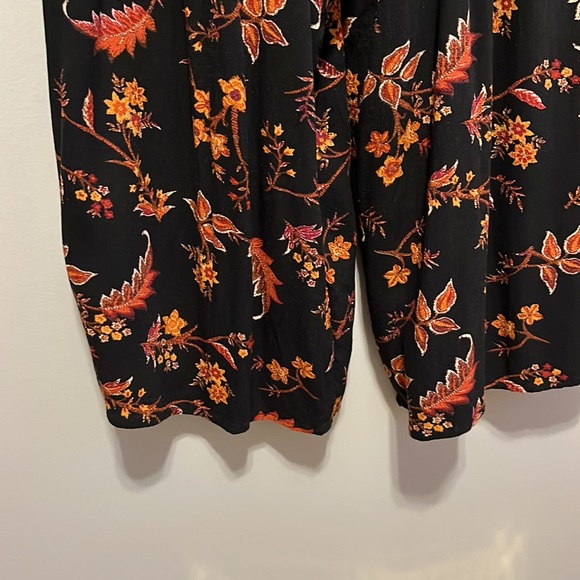 Romper - Picture 4 of 4